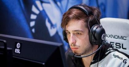 仿佛宣告着 仿佛宣告着