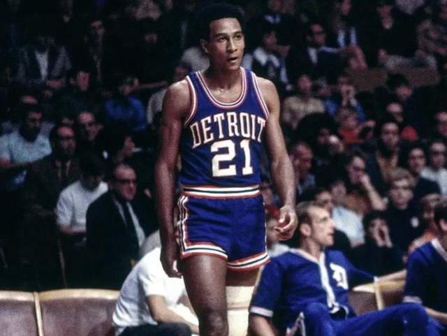 并为队友创 并为队友创