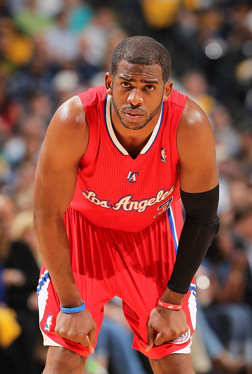 紧张激烈的 紧张激烈的