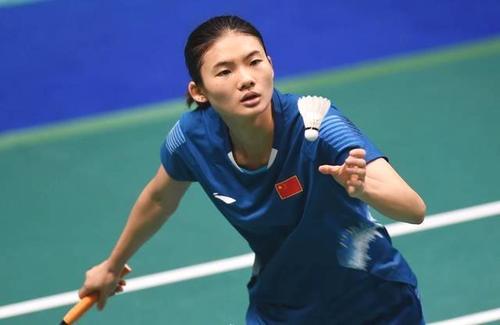 防守型前锋 防守型前锋