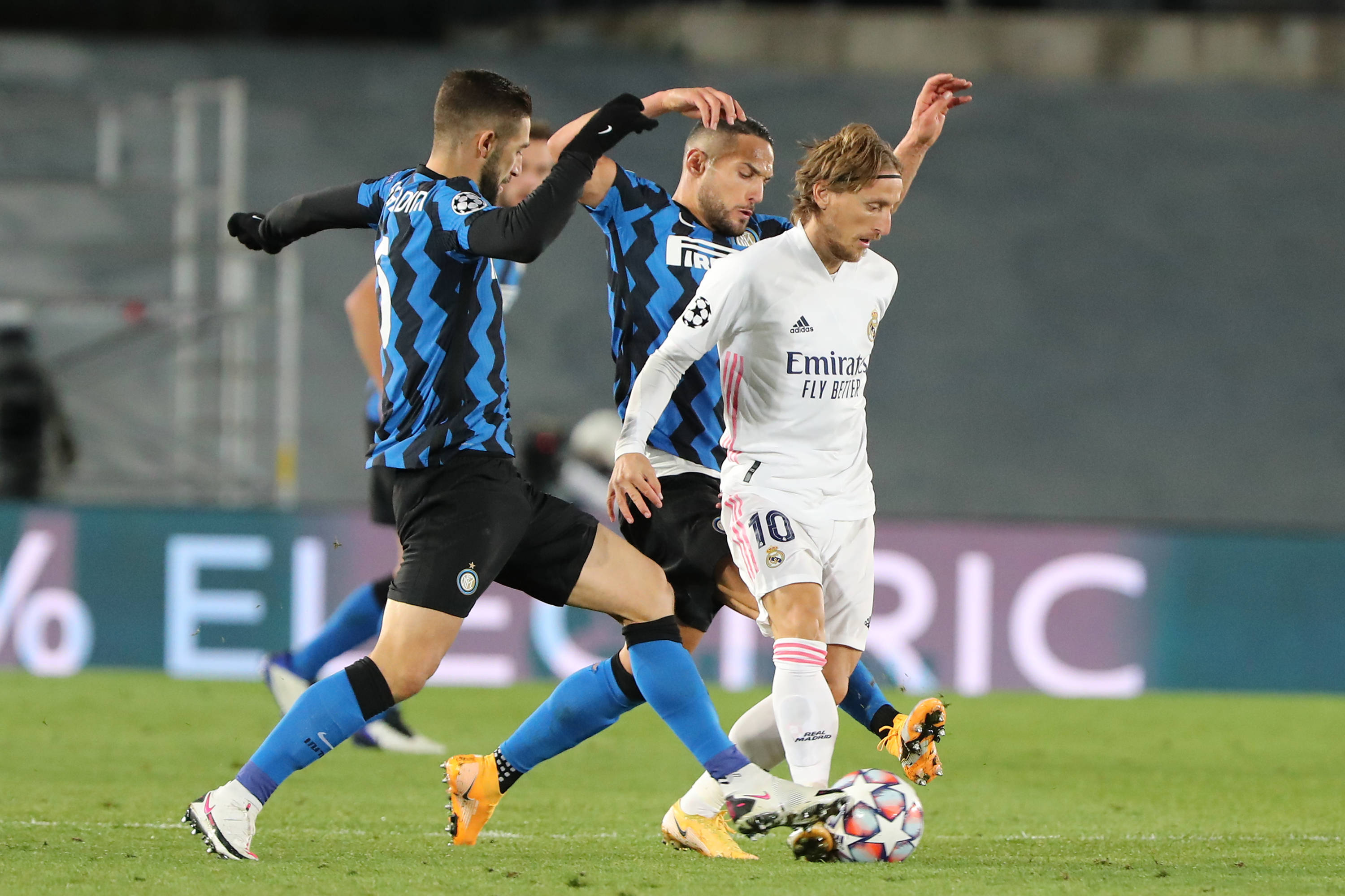 基础费用 基础费用