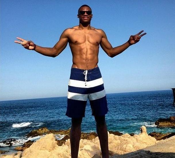 对手起势时 对手起势时